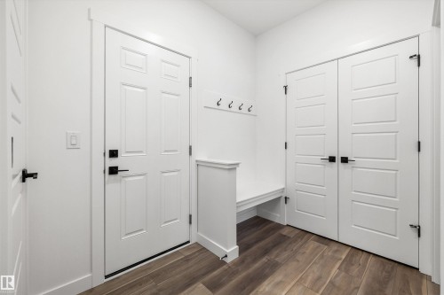 19428 25 Avenue, Edmonton, AB - Indoor Photo Showing Other Room