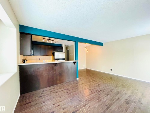 78 230 Edwards Drive, Edmonton, AB - Indoor Photo Showing Kitchen