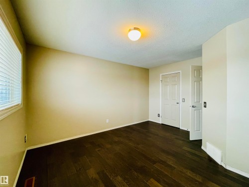 78 230 Edwards Drive, Edmonton, AB - Indoor Photo Showing Other Room