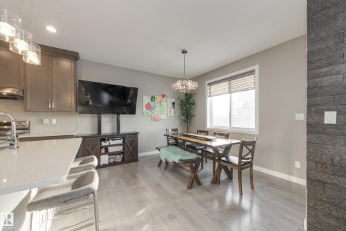 8729 Carson Way, Edmonton, AB - Indoor