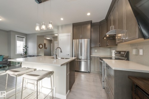 8729 Carson Way, Edmonton, AB - Indoor Photo Showing Kitchen With Upgraded Kitchen