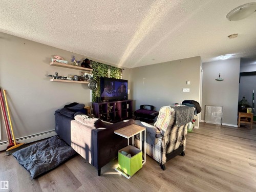 137 148 Ebbers Boulevard, Edmonton, AB - Indoor Photo Showing Other Room