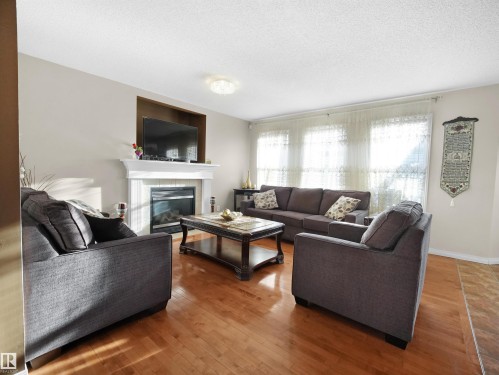 161 Easton Road, Edmonton, AB - Indoor Photo Showing Living Room With Fireplace