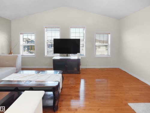 161 Easton Road, Edmonton, AB - Indoor