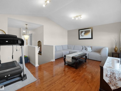 161 Easton Road, Edmonton, AB - Indoor Photo Showing Gym Room