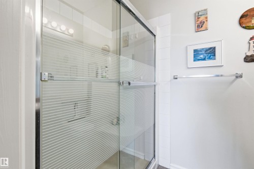 Full bath with a stall shower - 313 263 Macewan Road, Edmonton, AB - Indoor Photo Showing Bathroom