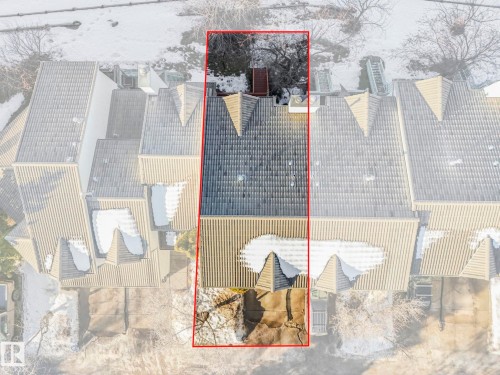 Aerial view of property's location featuring property boundaries highlighted - 61 9520 174 Street, Edmonton, AB - 