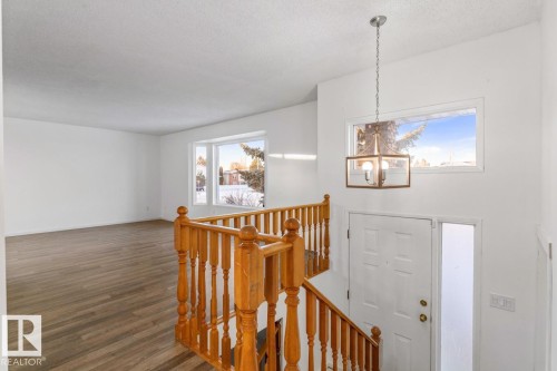 12411 53 Street, Edmonton, AB - Indoor Photo Showing Other Room