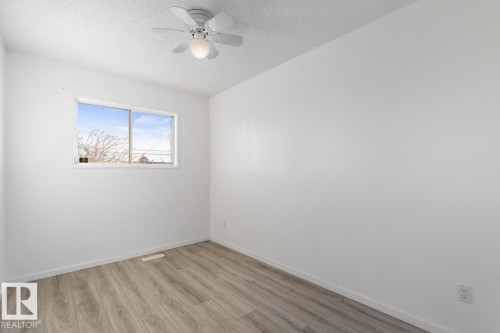 12411 53 Street, Edmonton, AB - Indoor Photo Showing Other Room