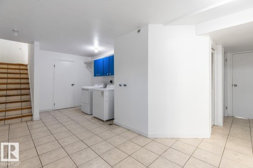 12411 53 Street, Edmonton, AB - Indoor Photo Showing Laundry Room