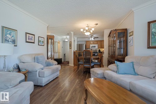 112 17150 94A Avenue, Edmonton, AB - Indoor Photo Showing Living Room