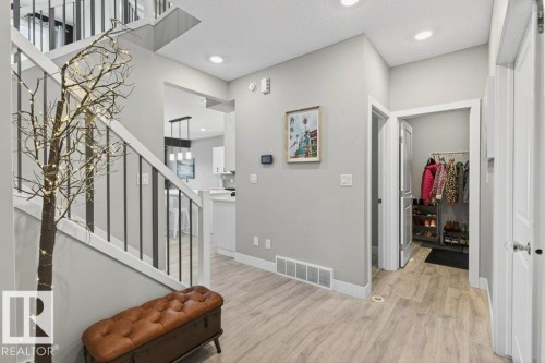 1909 Davidson Wynd, Edmonton, AB - Indoor Photo Showing Other Room