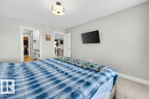 1909 Davidson Wynd, Edmonton, AB - Indoor Photo Showing Bedroom