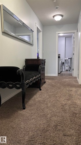 2545 Anderson Way, Edmonton, AB - Indoor Photo Showing Other Room