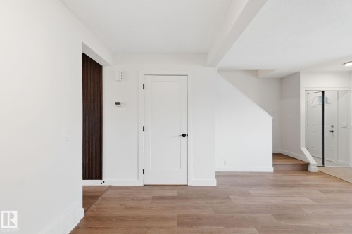 14630 54 Street, Edmonton, AB - Indoor Photo Showing Other Room