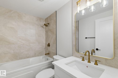 14630 54 Street, Edmonton, AB - Indoor Photo Showing Bathroom
