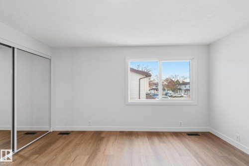 14630 54 Street, Edmonton, AB - Indoor Photo Showing Other Room