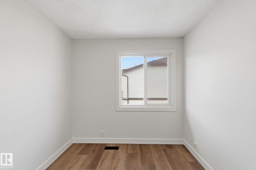 14630 54 Street, Edmonton, AB - Indoor Photo Showing Other Room