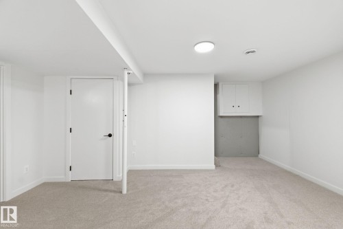 14630 54 Street, Edmonton, AB - Indoor Photo Showing Other Room