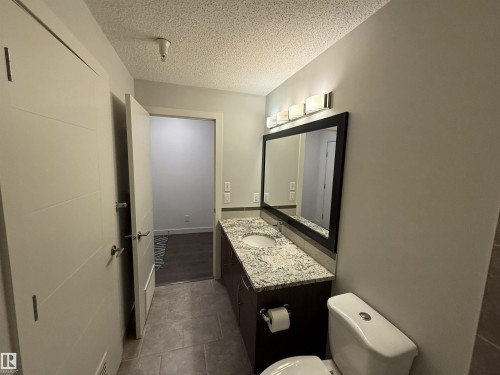 119 10523 123 Street, Edmonton, AB - Indoor Photo Showing Bathroom