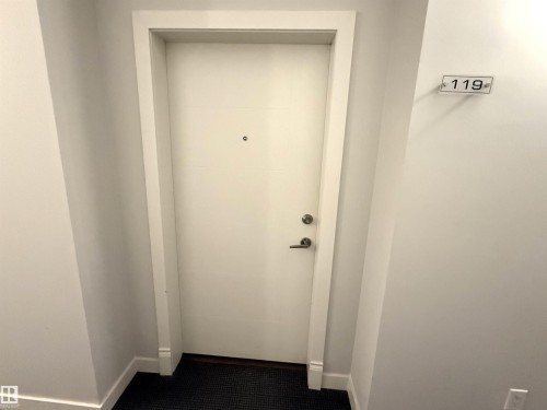 119 10523 123 Street, Edmonton, AB - Indoor Photo Showing Other Room