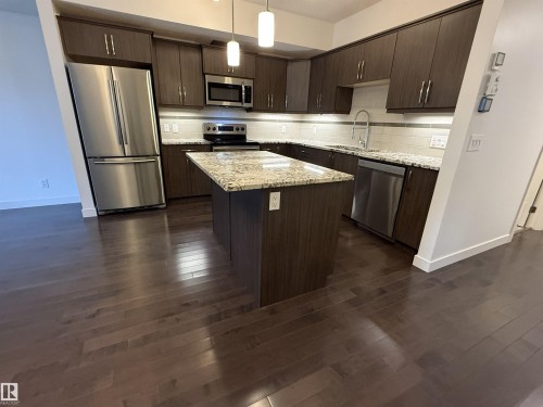 119 10523 123 Street, Edmonton, AB - Indoor Photo Showing Kitchen With Stainless Steel Kitchen With Upgraded Kitchen