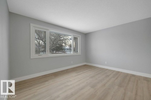 4122 46 Street, Leduc, AB - Indoor Photo Showing Other Room