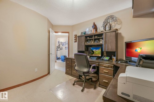 81 Promenade Boulevard, Beaumont, AB - Indoor Photo Showing Office