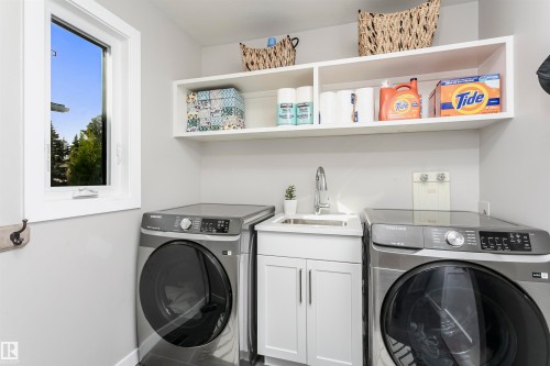 177 Wolf Willow Crescent, Edmonton, AB - Indoor Photo Showing Laundry Room
