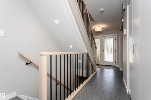 177 Wolf Willow Crescent, Edmonton, AB - Indoor Photo Showing Other Room