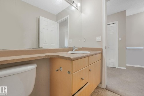 13826 38 Street, Edmonton, AB - Indoor Photo Showing Bathroom
