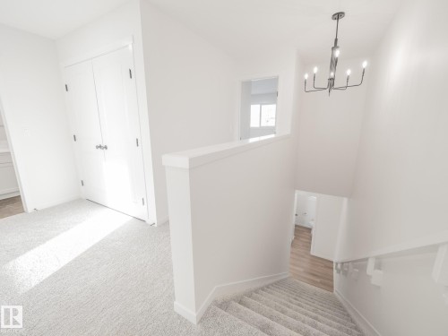 675 173 Avenue, Edmonton, AB - Indoor Photo Showing Other Room