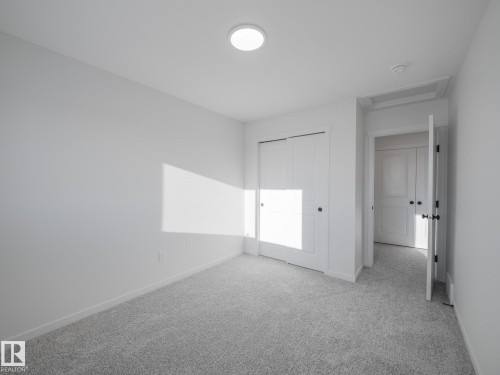 675 173 Avenue, Edmonton, AB - Indoor Photo Showing Other Room
