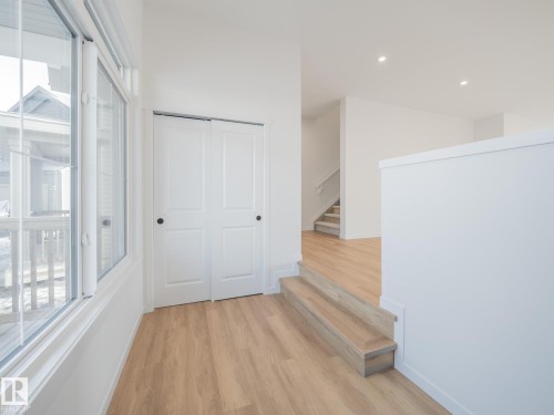 675 173 Avenue, Edmonton, AB - Indoor Photo Showing Other Room