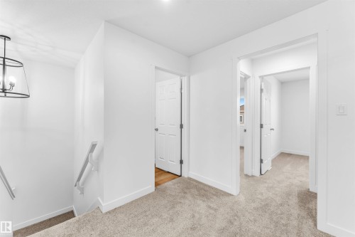 1216 13 Avenue, Edmonton, AB - Indoor Photo Showing Other Room