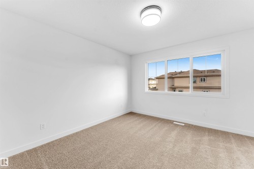 1216 13 Avenue, Edmonton, AB - Indoor Photo Showing Other Room