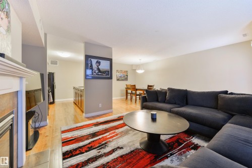 3 9026 Jasper Ave Avenue, Edmonton, AB - Indoor Photo Showing Living Room