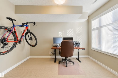 3 9026 Jasper Ave Avenue, Edmonton, AB - Indoor