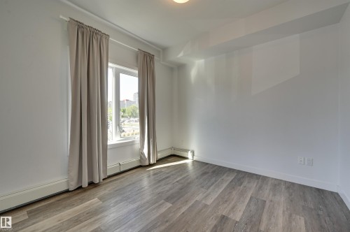 206 10837 83 Avenue, Edmonton, AB - Indoor Photo Showing Other Room