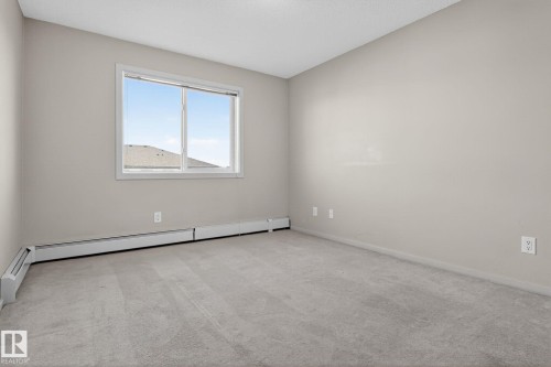 406 3353 16A Avenue, Edmonton, AB - Indoor Photo Showing Other Room