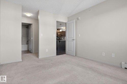 406 3353 16A Avenue, Edmonton, AB - Indoor Photo Showing Other Room
