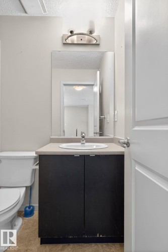 406 3353 16A Avenue, Edmonton, AB - Indoor Photo Showing Bathroom