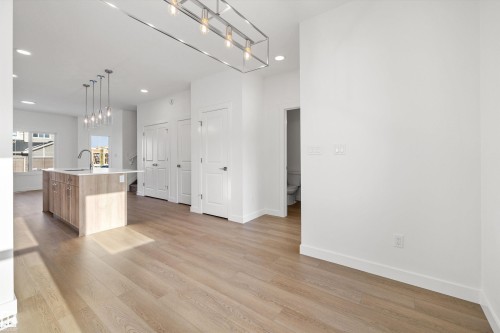 18859 29 Avenue, Edmonton, AB - Indoor