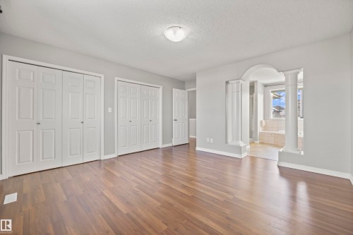 144 55 Street, Edmonton, AB - Indoor Photo Showing Other Room