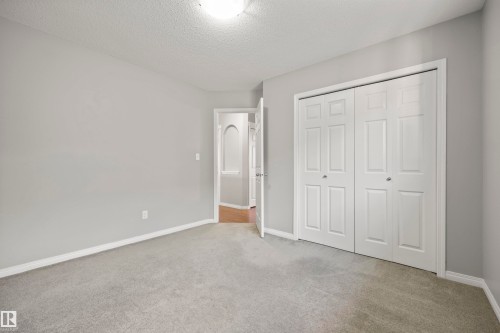144 55 Street, Edmonton, AB - Indoor