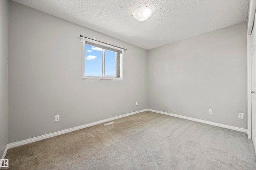 144 55 Street, Edmonton, AB - Indoor Photo Showing Other Room