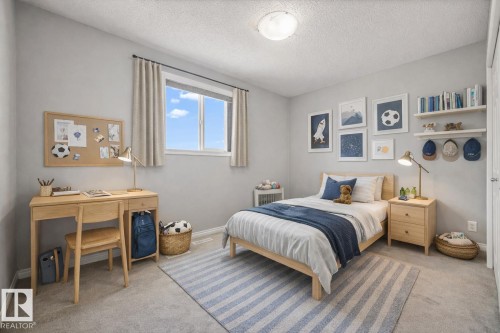 144 55 Street, Edmonton, AB - Indoor Photo Showing Bedroom