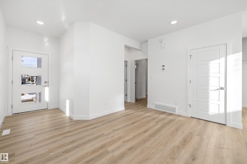 2804 191 Street, Edmonton, AB - Indoor Photo Showing Other Room