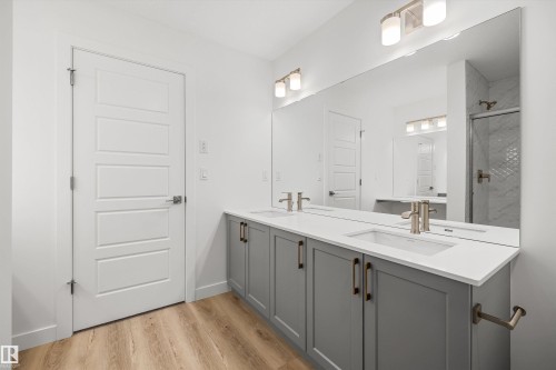 2804 191 Street, Edmonton, AB - Indoor Photo Showing Bathroom