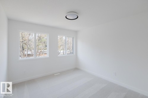 2208 Crossbill Link Nw, Edmonton, AB - Indoor Photo Showing Other Room